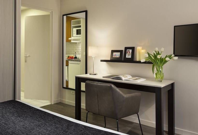 Студия Стандарт, Citadines Montmartre Paris