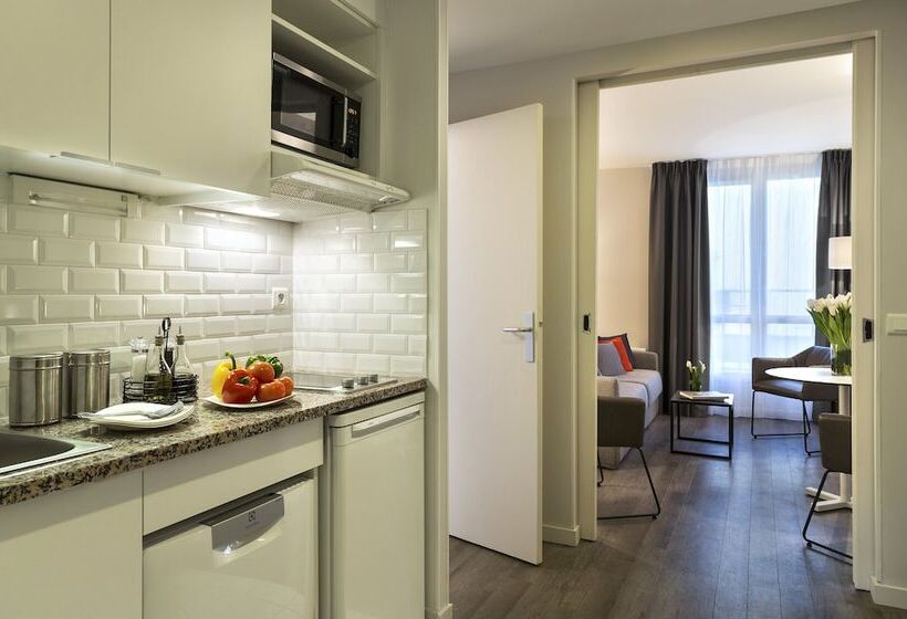 Апартаменты 1 Спальня, Citadines Montmartre Paris