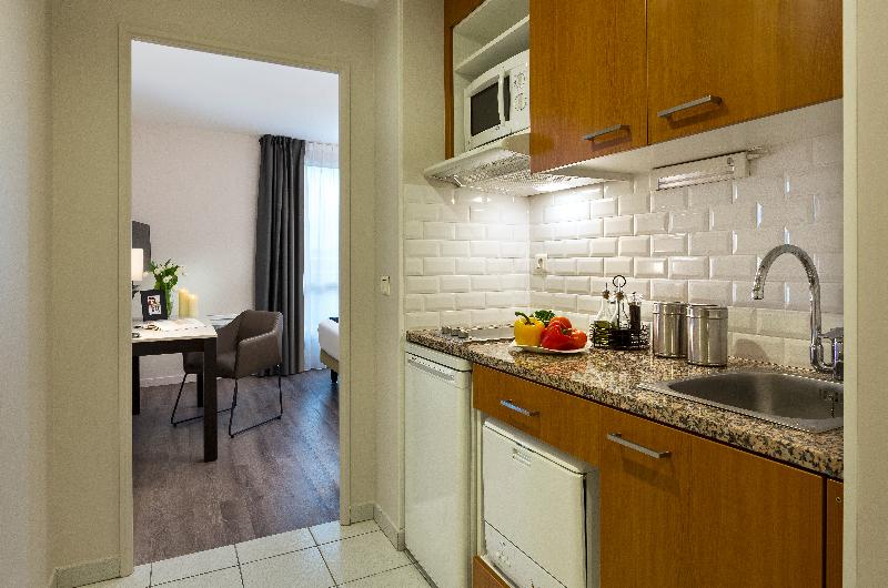 Студия Стандарт, Citadines Montmartre Paris
