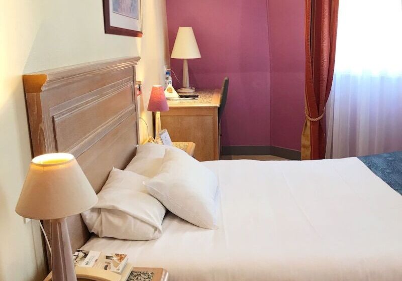 Номер Стандарт, Brit Hotel Aux Sacres Reims Centre