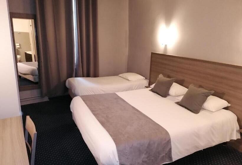 Номер Стандарт Трехместный, Logis Hôtel Saint Jacques
