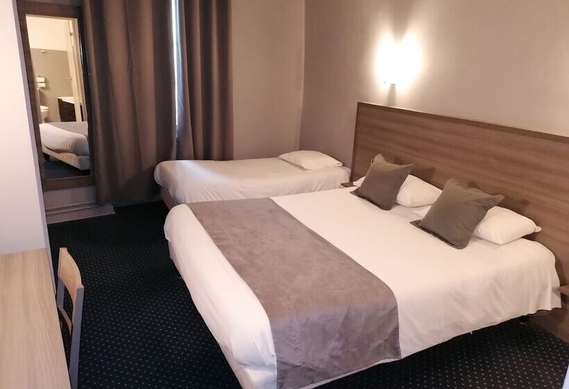 Номер Стандарт Трехместный, Logis Hôtel Saint Jacques