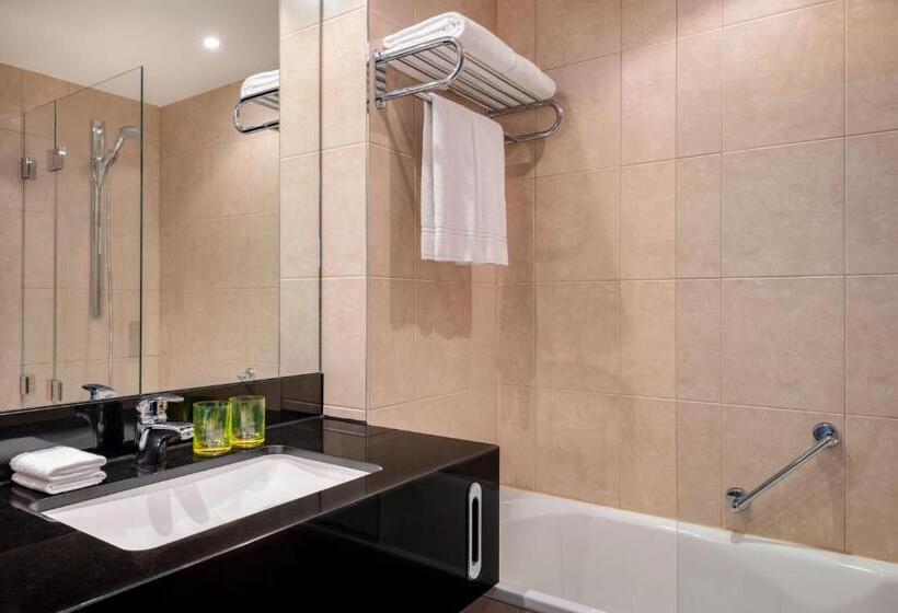 Номер Премиум, Four Points By Sheraton Munich Arabellapark