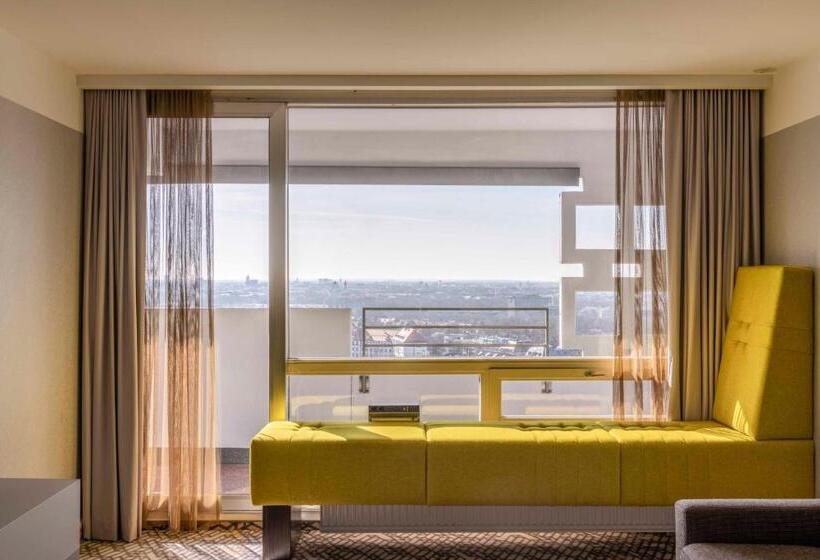 Номер Премиум, Four Points By Sheraton Munich Arabellapark