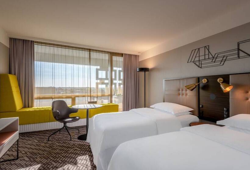 Номер Superior, Four Points By Sheraton Munich Arabellapark