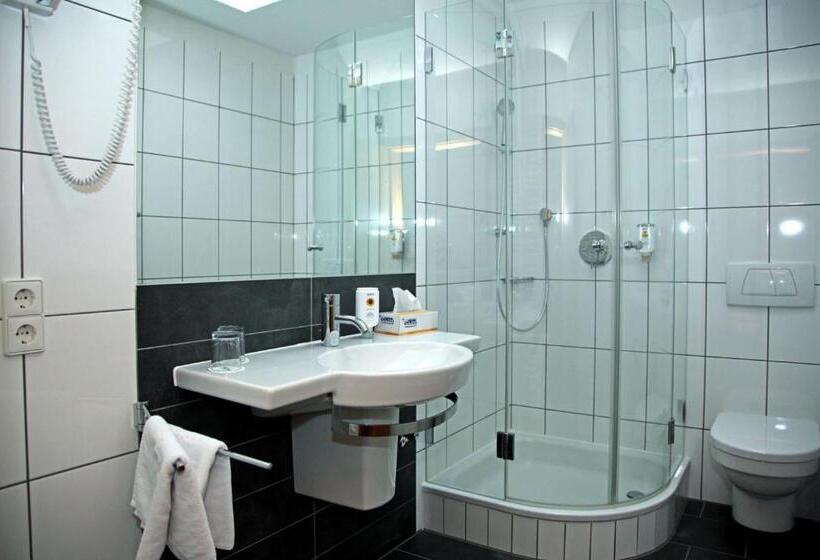 Номер Стандарт Двуспальная Кровать, Akzent Hotel Deutsche Eiche
