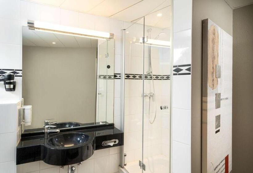 Полулюкс, Elaya Hotel Hannover City