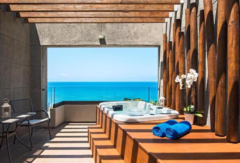 Номер Deluxe Кровать Кинг, Sheraton Rhodes Resort