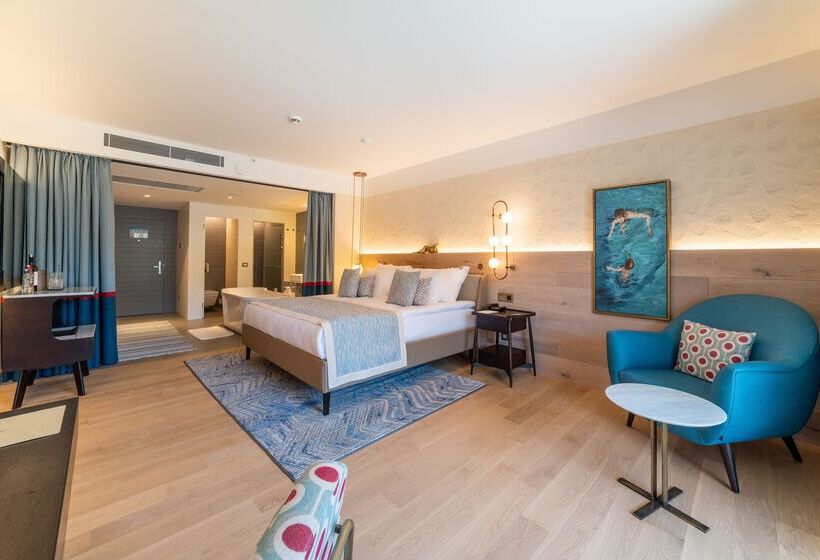Номер Superior, Akra Fethiye The Residence Tui Blue Sensatori - Ultra All Inclusive - Adults Only