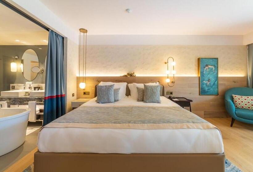 Номер Superior, Akra Fethiye The Residence Tui Blue Sensatori - Ultra All Inclusive - Adults Only