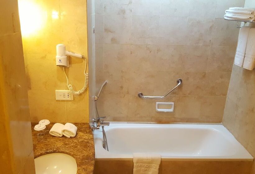 Номер Deluxe, Kuta Paradiso