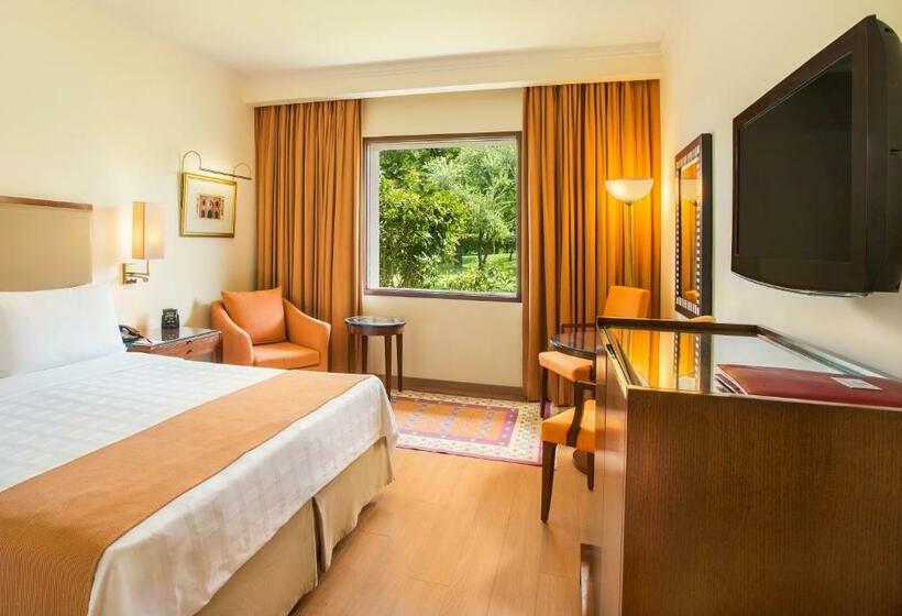 Chambre Deluxe Vue Jardin, Trident Agra