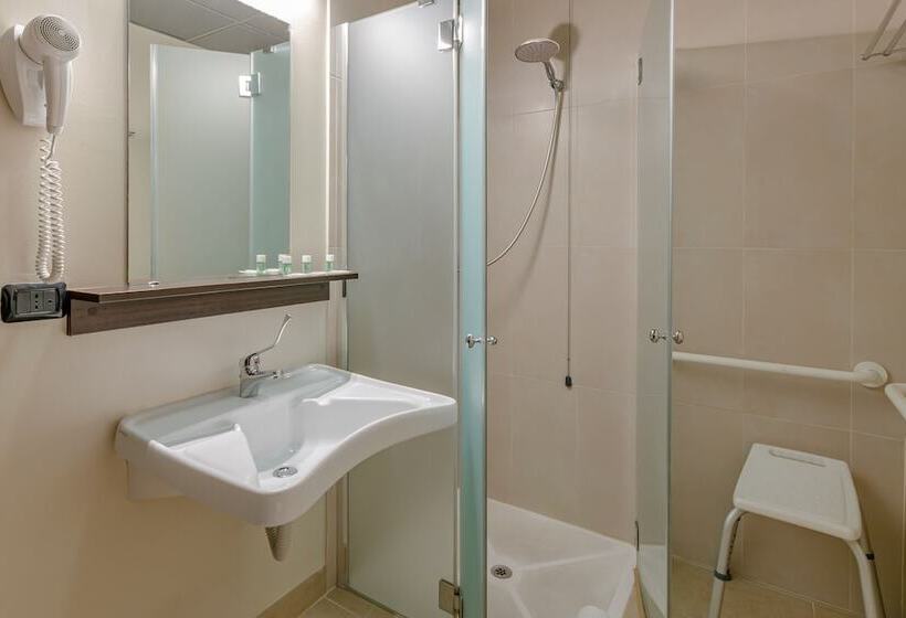 اتاق استاندارد برای معلولان, B&b Hotel Firenze City Center