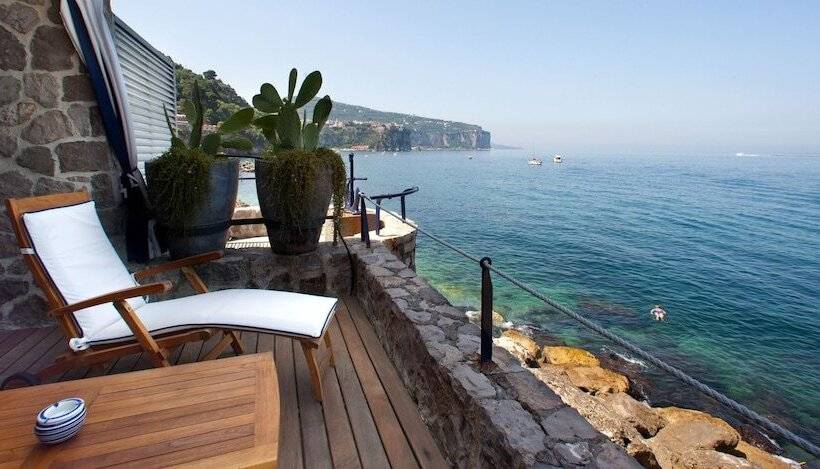 수피리어 룸 바다 전망, Capo La Gala Hotel&wellness