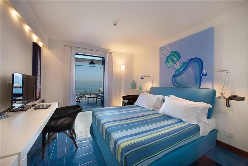 Superior Rum med Terrass, Capo La Gala Hotel&wellness