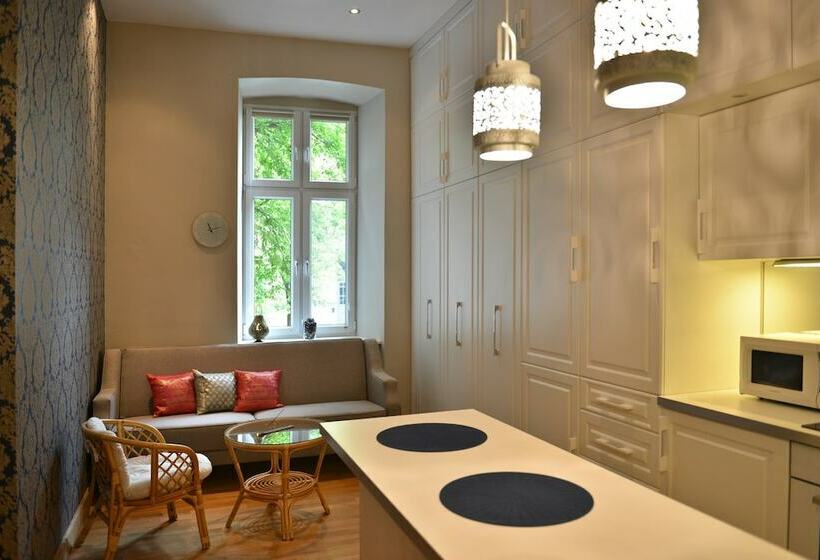 Апартаменты 2 Спальни, La Gioia Magic Orient Apartments