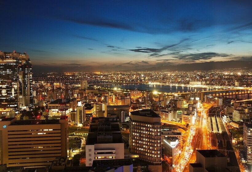Полулюкс, Hankyu International