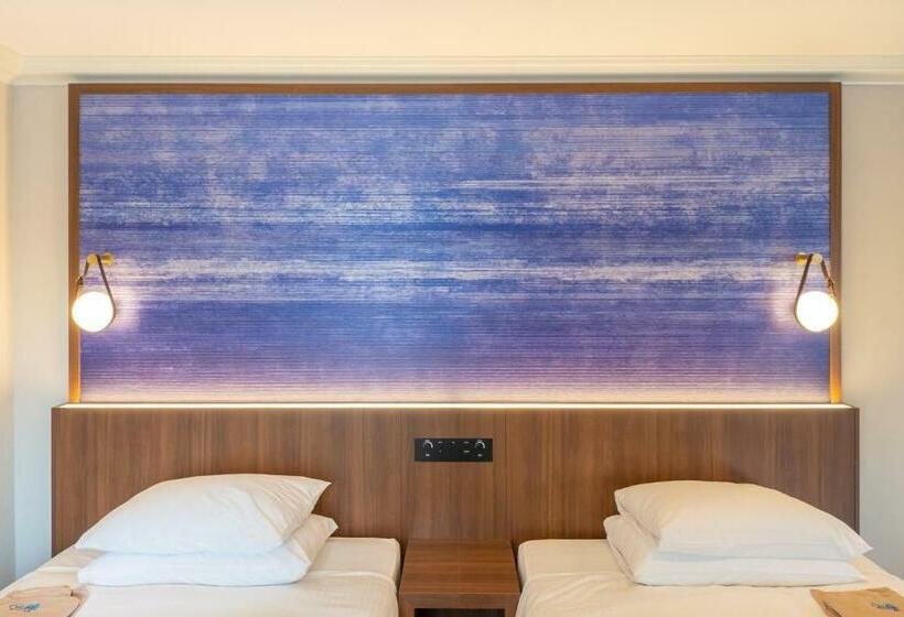 Вилла 1 Спальня, Okuma Private Beach & Resort