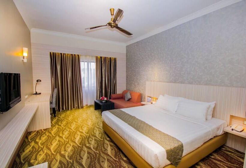 اتاق لوکس با تخت بزرگ, Copthorne Hotel Cameron Highlands