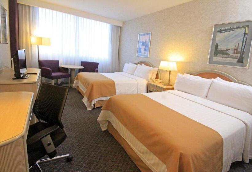 クラブルーム, Holiday Inn Monterrey Parque Fundidora, An Ihg