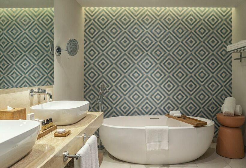 Suite cu Vedere la Mare, Hilton Cancun Mar Caribe