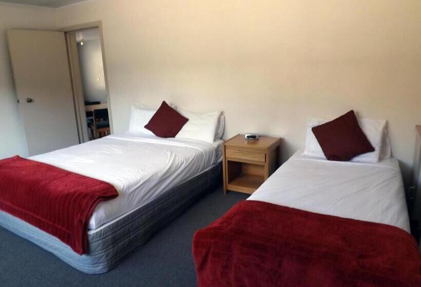 سوئیت 2 خوابه, Karaka Tree Motel
