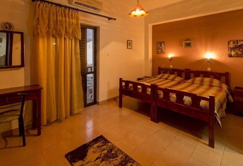 Номер Стандарт, Savas Rooms