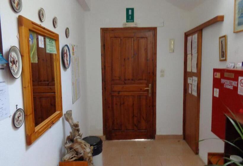 Номер Basic, Savas Rooms