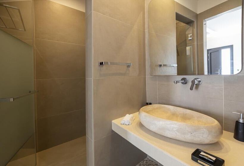 سوئیت جونیور با چشم‌انداز, Tropicana Hotel , Suites & Villas Mykonos