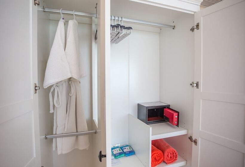 Люкс Premium 2 Спальни, Almali Rawai Beach Residence
