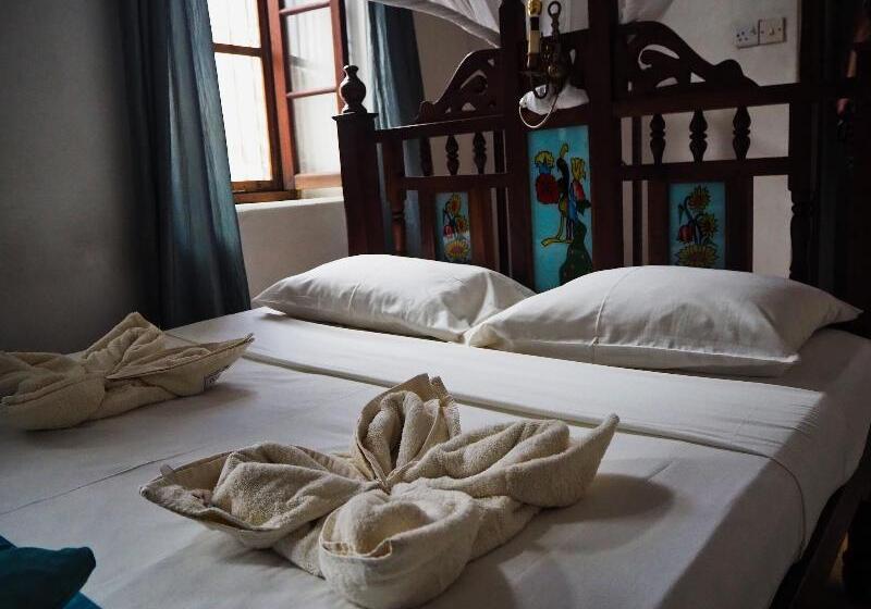 اتاق لوکس, Zanzibar Coffee House