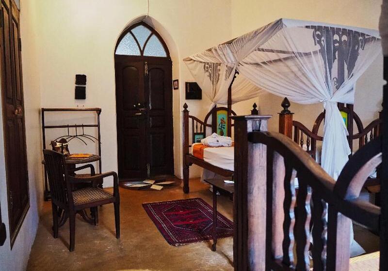 اتاق لوکس, Zanzibar Coffee House