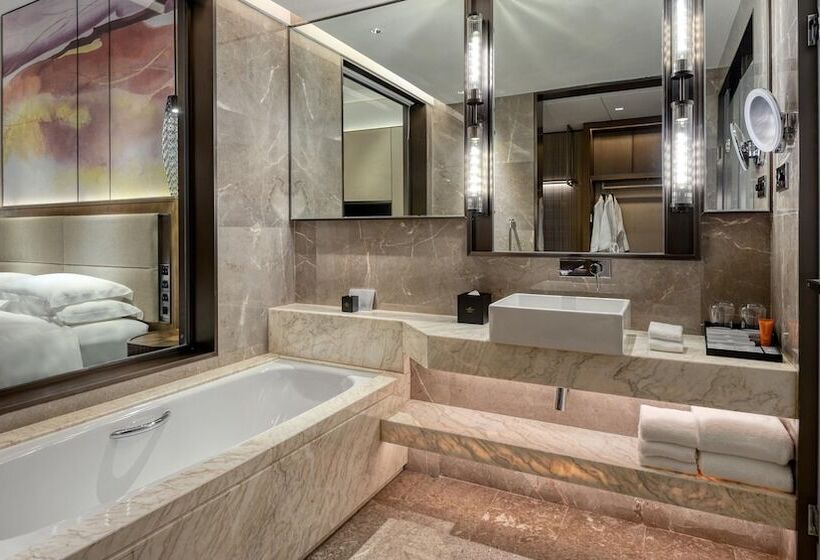 스탠다드 룸 더블 침대 2개, Crowne Plaza Beihai Silver Beach, An Ihg