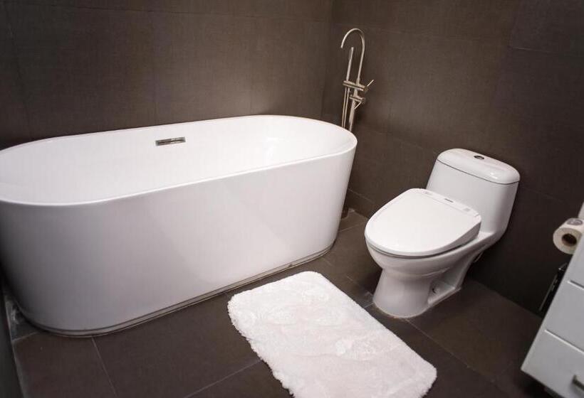 Президентский Люкс, Stay Inn Hotels