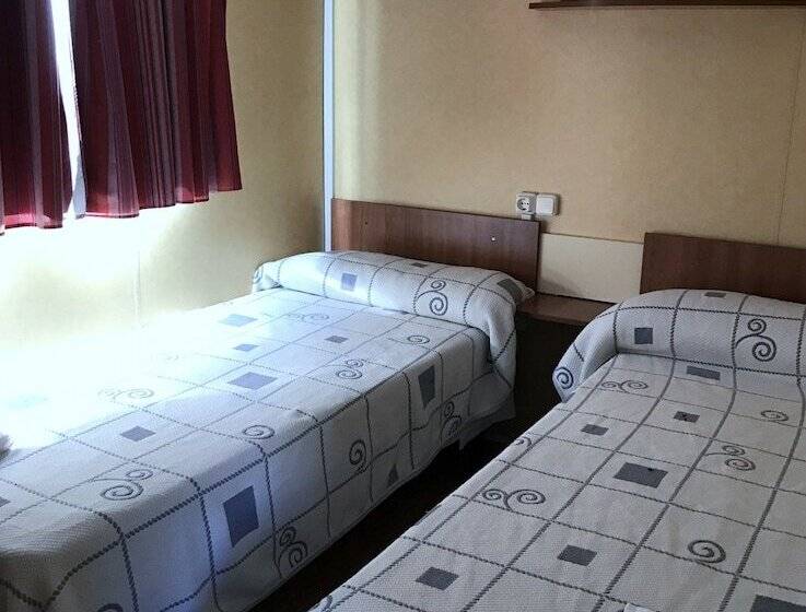 بانگلوی استاندارد, Camping O Muiño