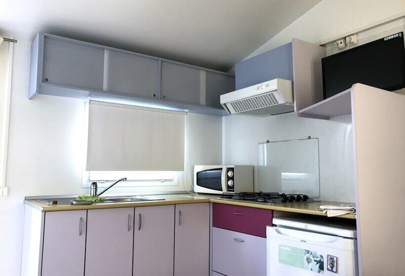 بانگلوی استاندارد, Camping O Muiño
