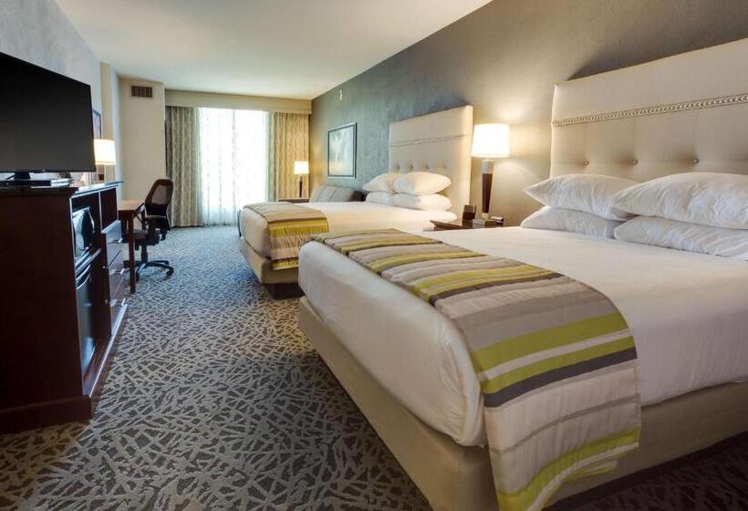 Четырехместный Номер Deluxe, Drury Plaza Hotel Cape Girardeau Conference Center