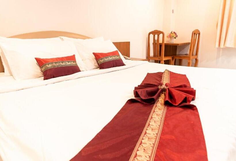 اتاق سوپریور با تخت بزرگ, P.n. Gold Resort