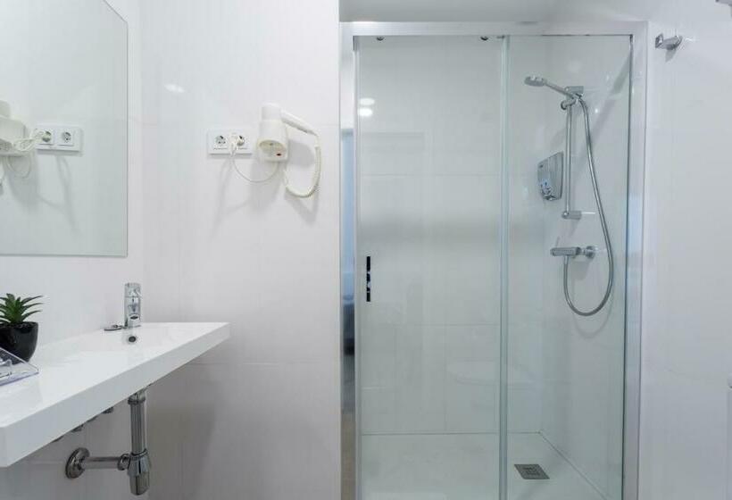 اتاق استاندارد با بالکن, La Puerta De Palacio  Adults Only