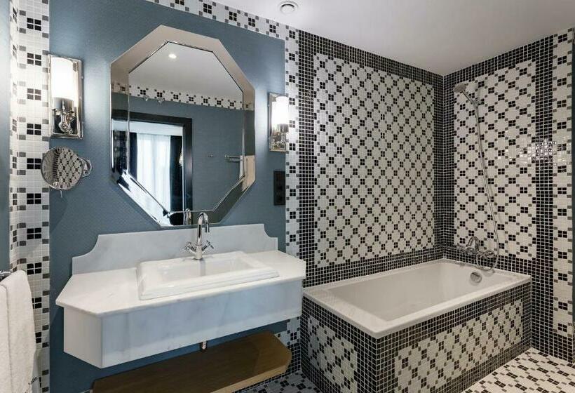 اتاق استاندارد, Room Mate Alba