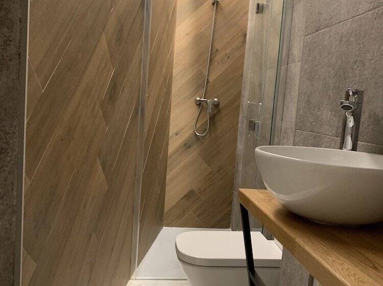 اتاق استاندارد اینتریور, Sweet Sevilla Suites