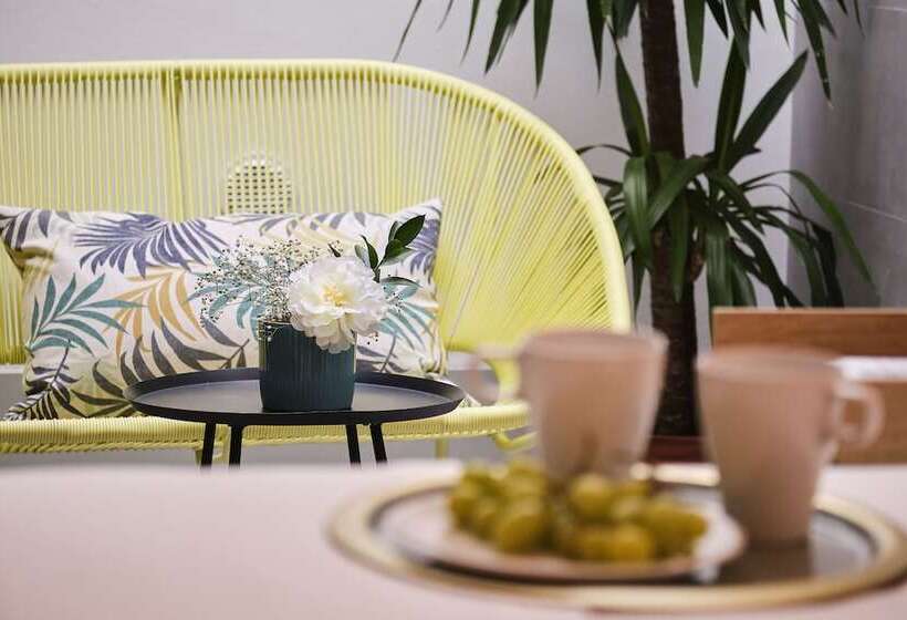 Standaardkamer aan de Binnenplaats, Sweet Sevilla Suites