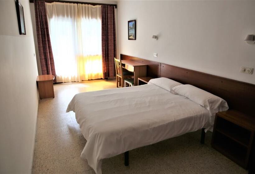 Номер Superior, Hostel Costa Brava