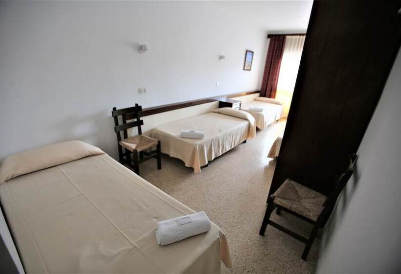 Семейный Номер, Hostel Costa Brava