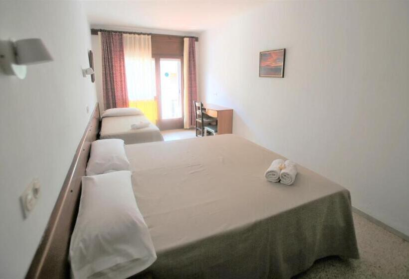Семейный Номер, Hostel Costa Brava