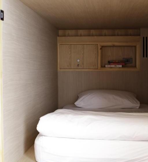 Capsule, Borbaboom Phuket Poshtel & Hostel