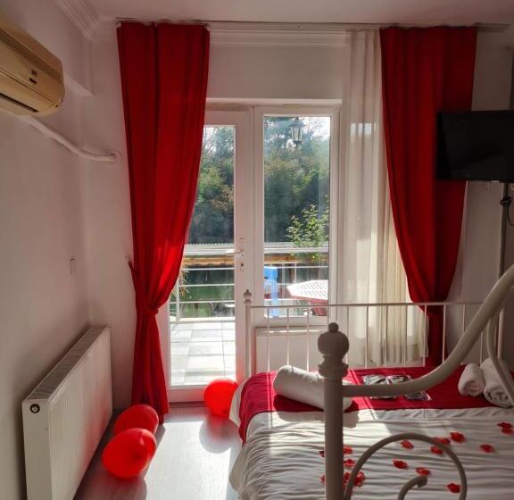 经济房, Agva Temmuz Otel