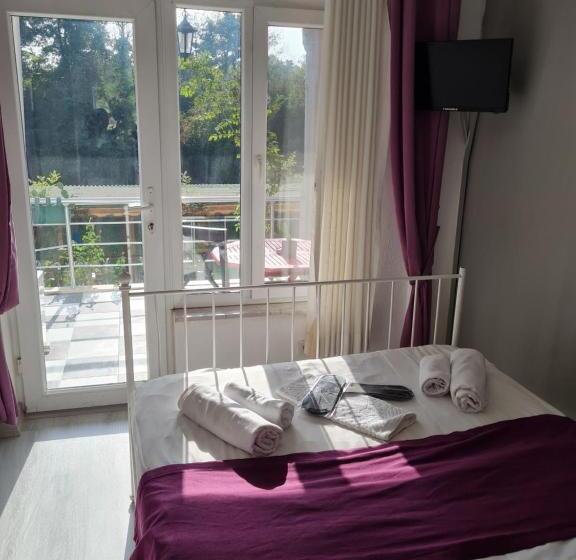 经济房, Agva Temmuz Otel