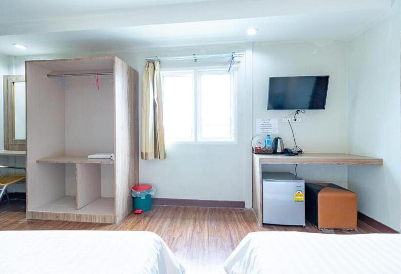 标准间, Oun Residence