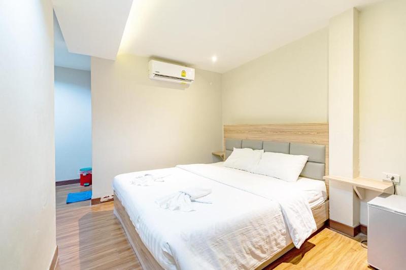 اتاق استاندارد, Oun Residence
